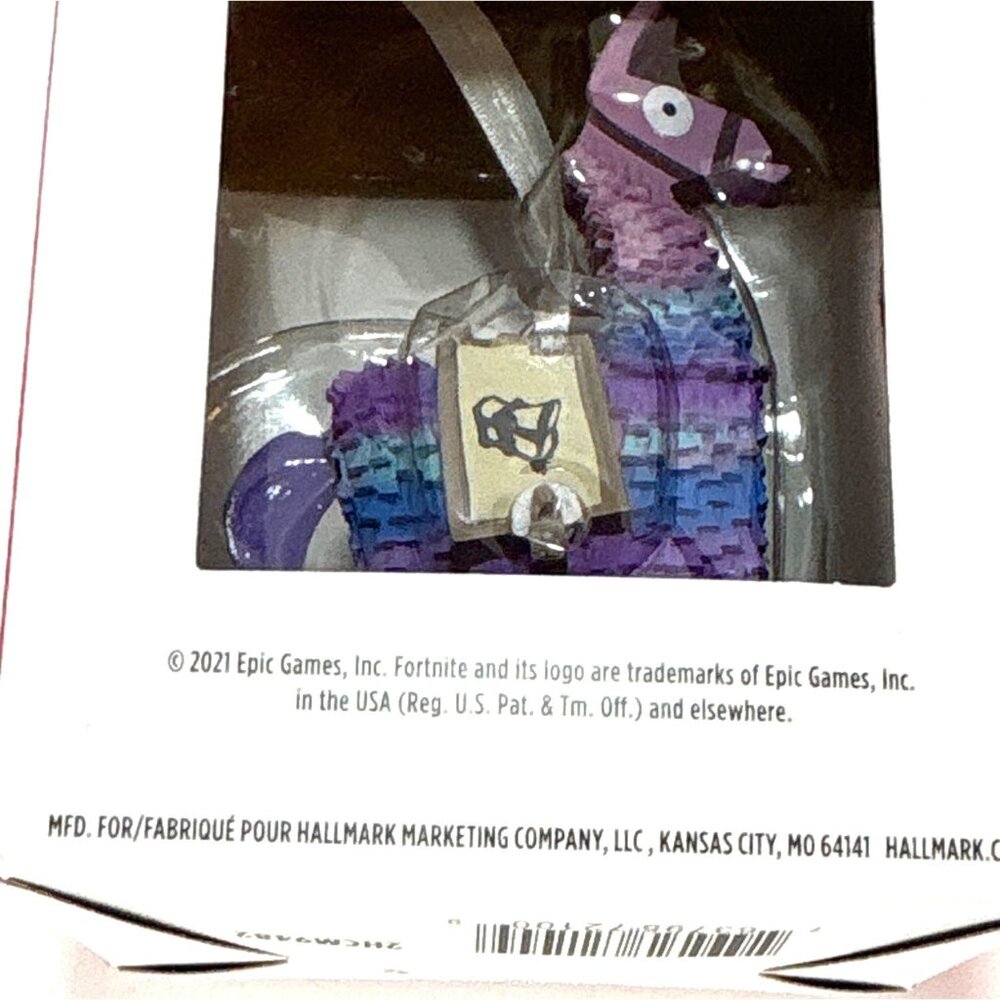 Hallmark Keepsakes Ornament 2021 - Fortnite - Loot Llama NEW - Picture 4 of 5